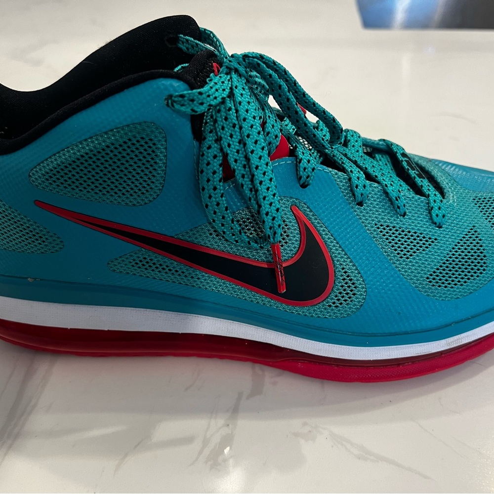 Nike Lebron 9